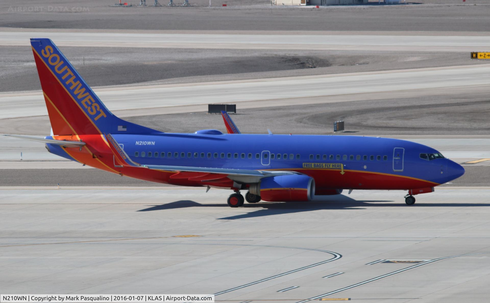 N210WN, 2005 Boeing 737-7H4 C/N 34162, Boeing 737-700