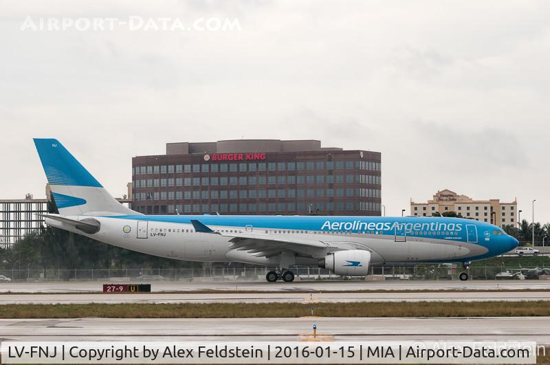 LV-FNJ, 1999 Airbus A330-223 C/N 300, Miami