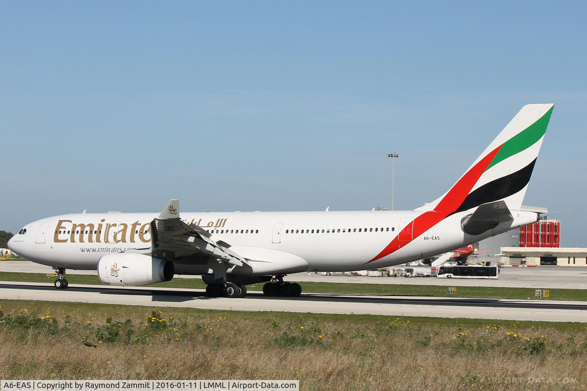 A6-EAS, 2003 Airbus A330-243 C/N 455, A330 A6-EAS Emirates Airlines