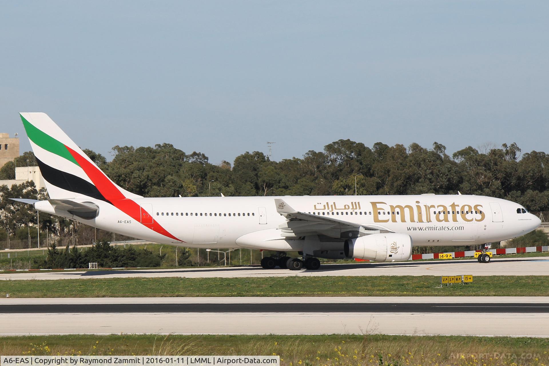 A6-EAS, 2003 Airbus A330-243 C/N 455, A330 A6-EAS Emirates Airlines