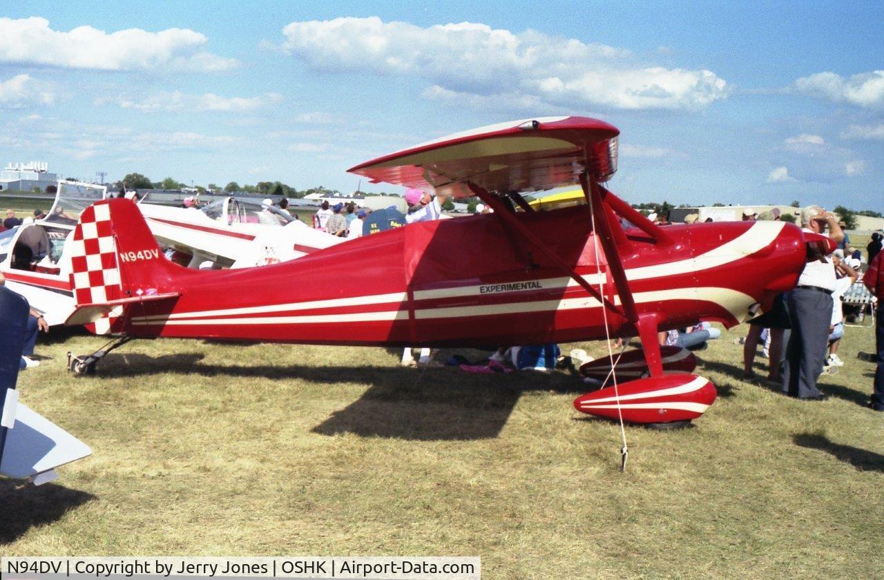 N94DV, 1995 Bakeng Duce C/N 100, At Oshkosh