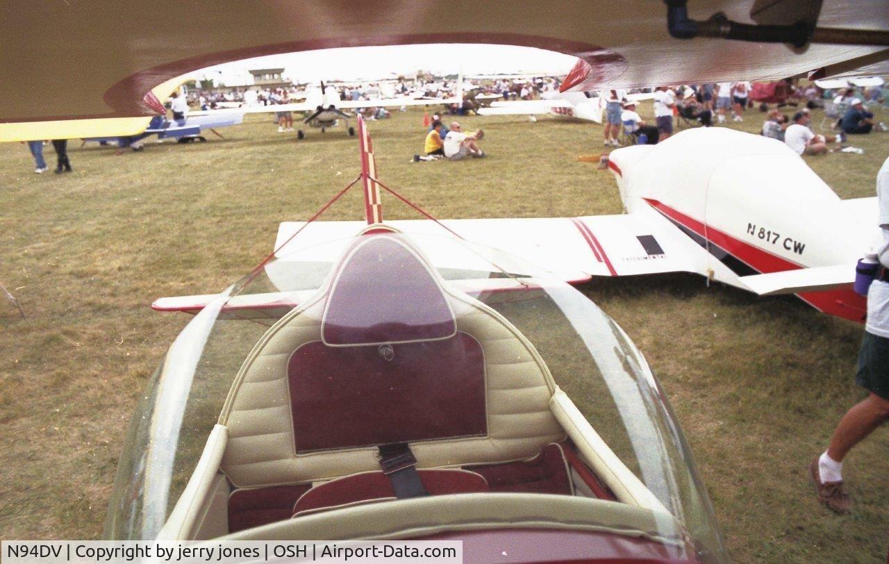 N94DV, 1995 Bakeng Duce C/N 100, at Oshkosh