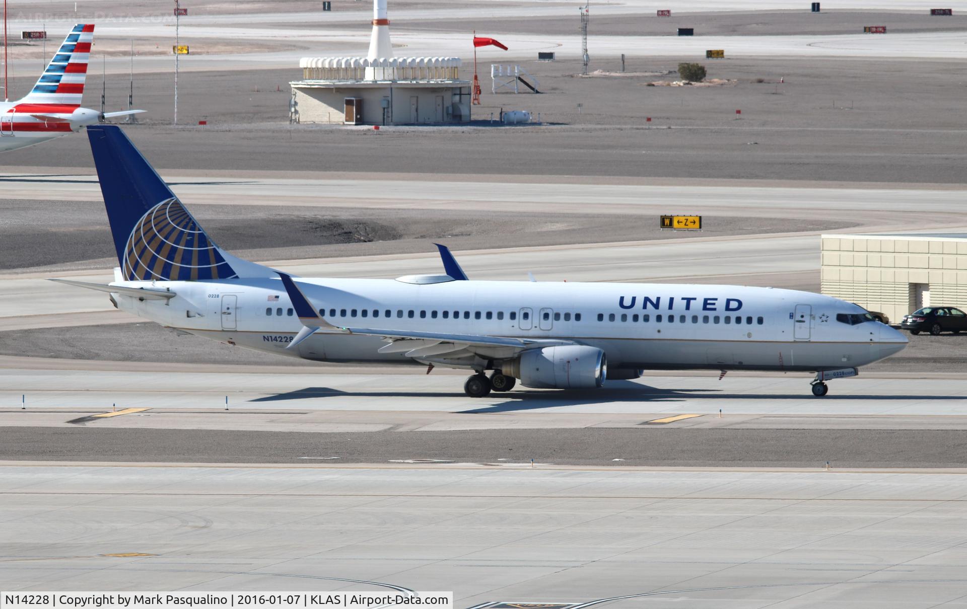 N14228, 1999 Boeing 737-824 C/N 28792, Boeing 737-800