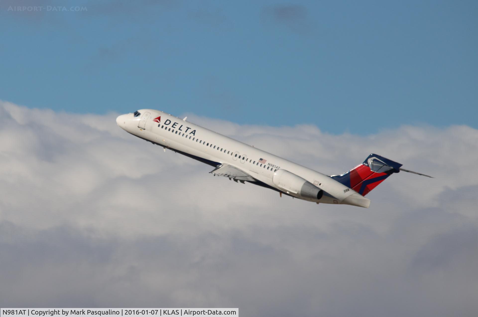 N981AT, 2002 Boeing 717-200 C/N 55040, Boeing 717-200