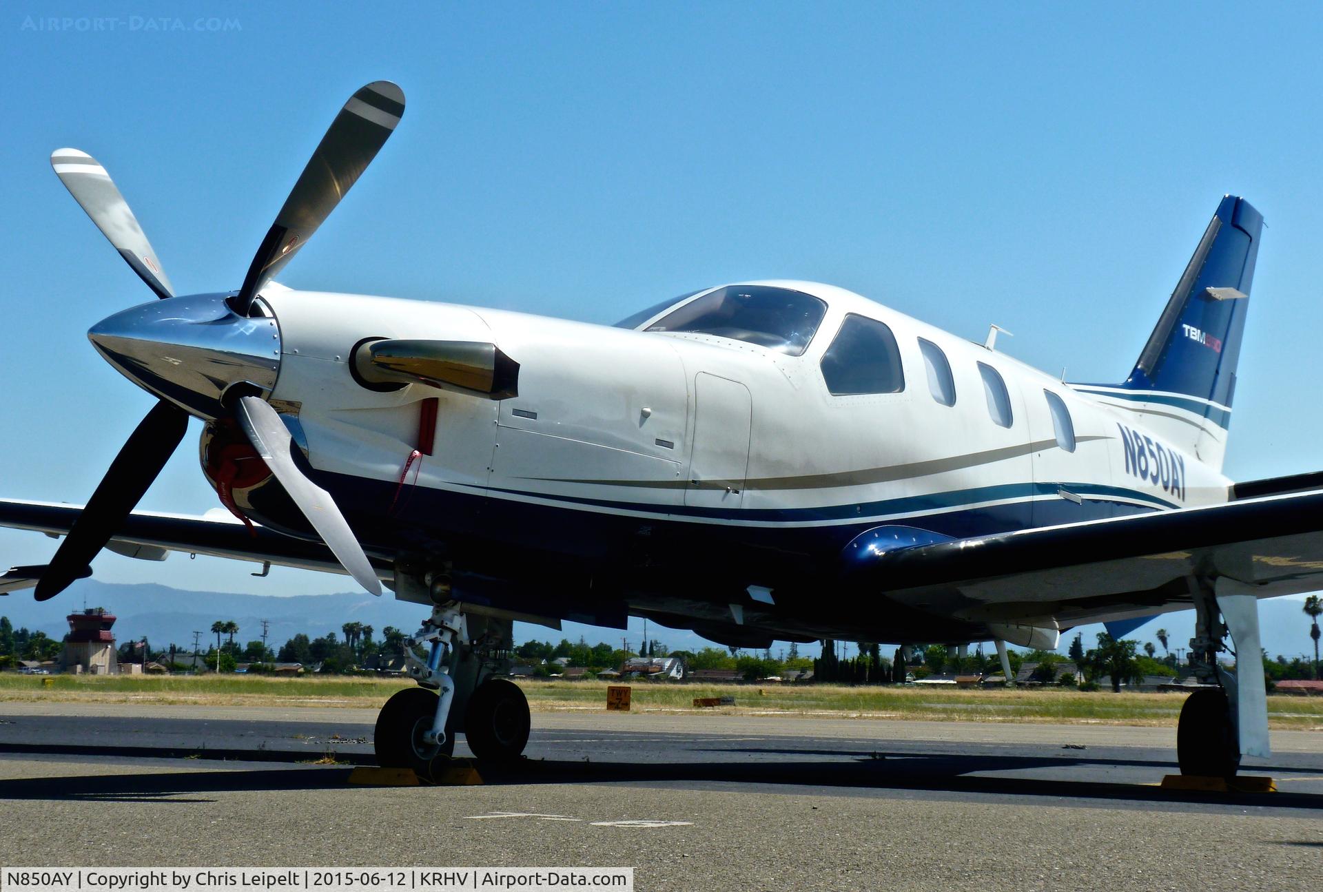 N850AY, 2013 Socata TBM-850 C/N 651, Flyers Transportation LLC (Auburn, California) 2013 Socata TBM-850 parked on the transient ramp a few hours after its arrival at Reid Hillview Airport, San Jose, CA.