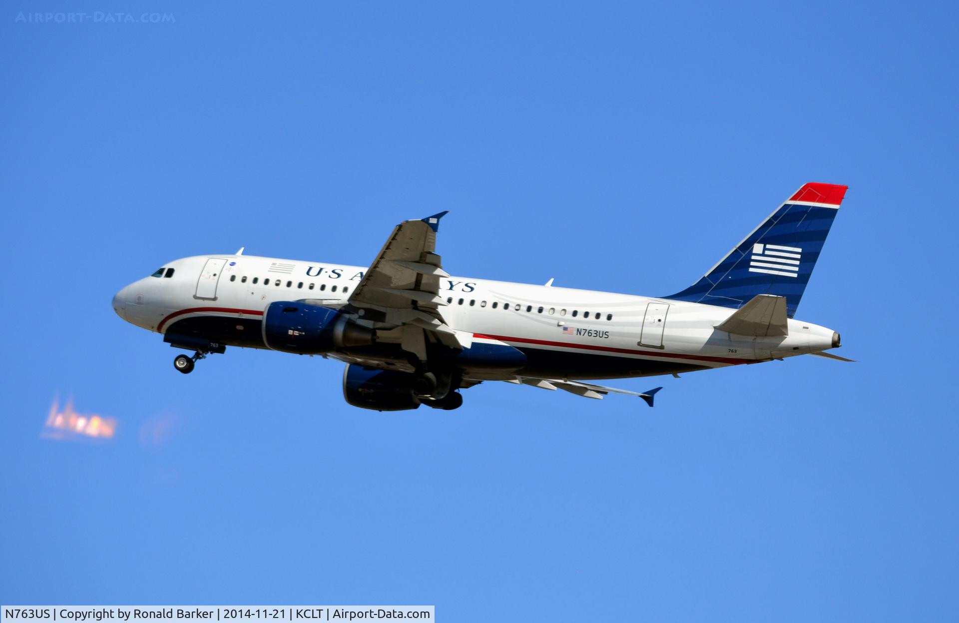 N763US, 2000 Airbus A319-112 C/N 1360, Takeoff CLT
