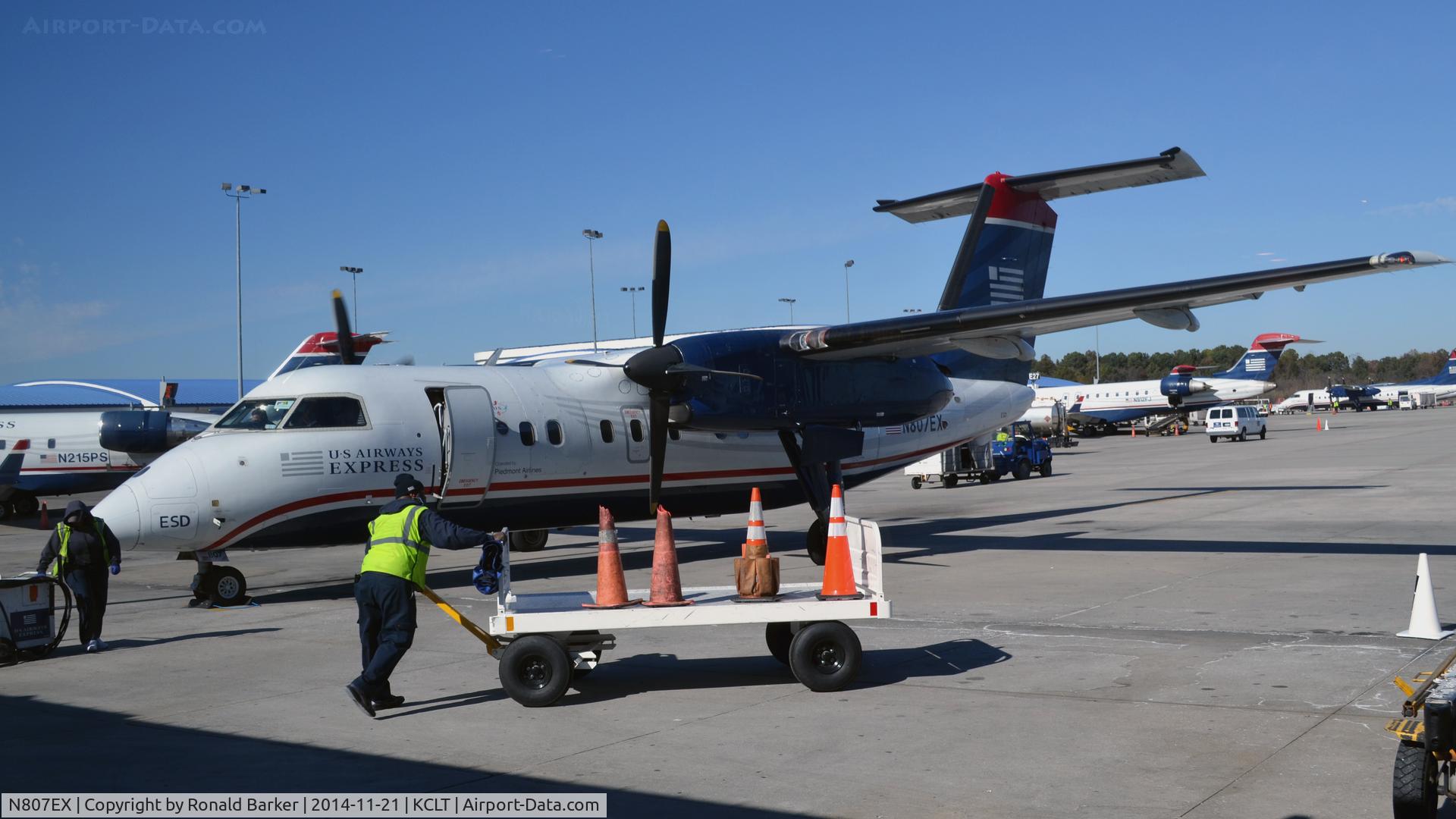 N807EX, 1991 De Havilland DHC-8-102 C/N 292, Ramp CLT