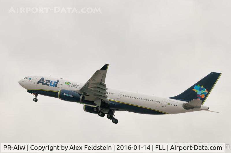 PR-AIW, 2002 Airbus A330-243 C/N 462, Ft. Lauderdale