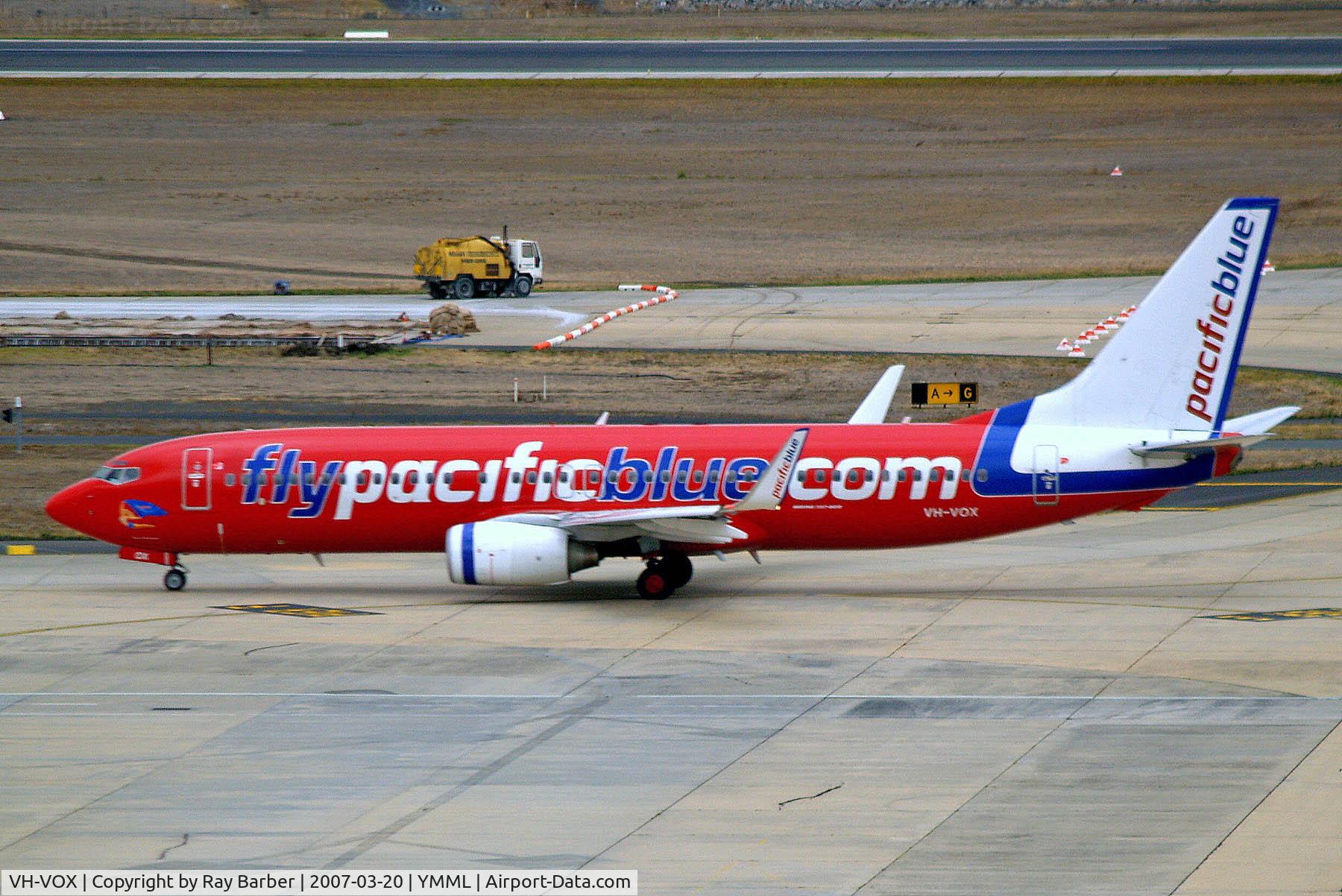 VH-VOX, 2004 Boeing 737-8BK C/N 33017, Boeing 737-8BK [33017] (Pacific Blue) Melbourne-Tullamarine~VH 20/03/2007