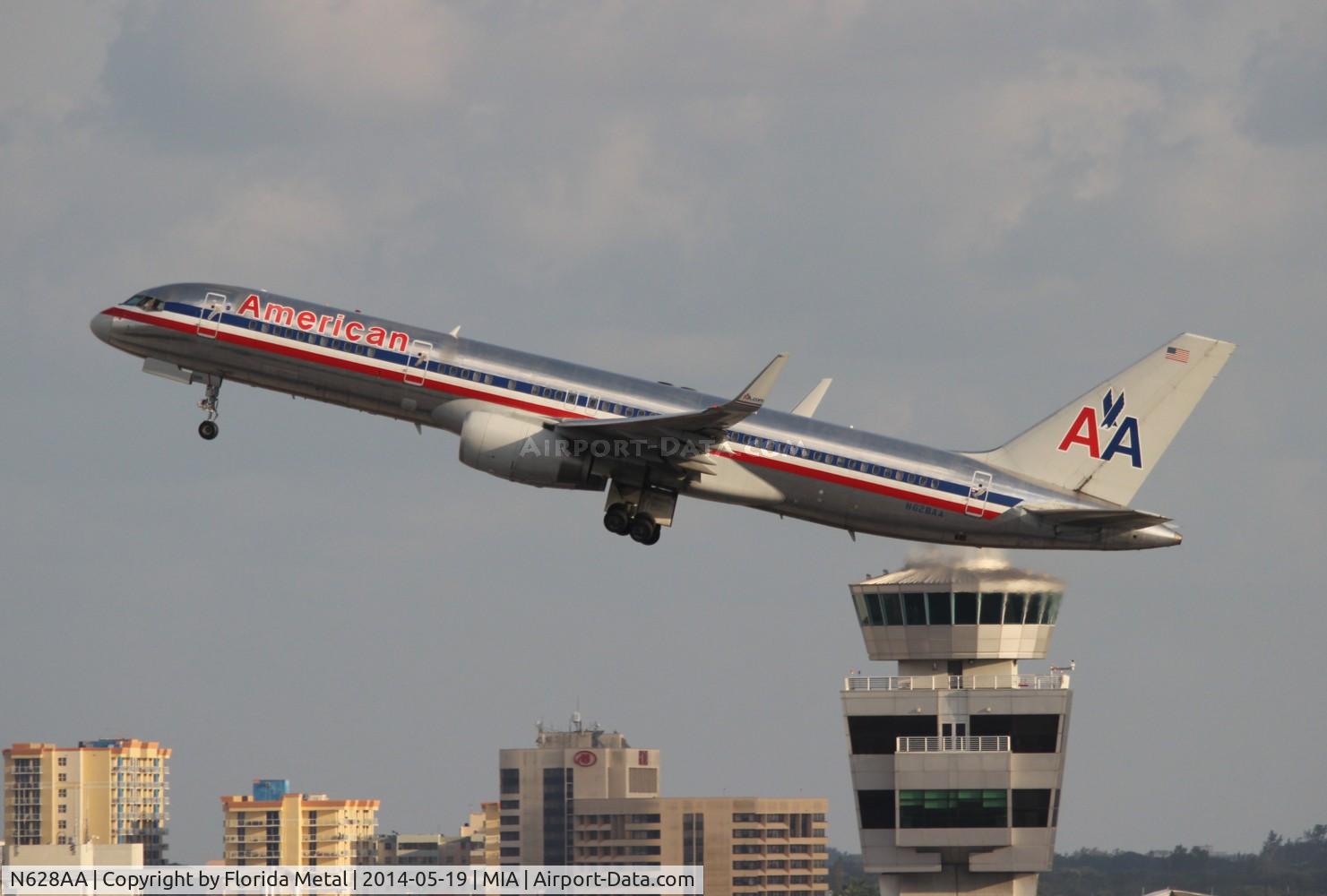 N628AA, 1990 Boeing 757-223 C/N 24586, American