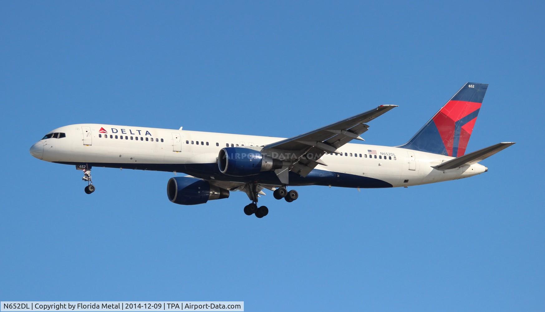 N652DL, 1989 Boeing 757-232 C/N 24392, Delta