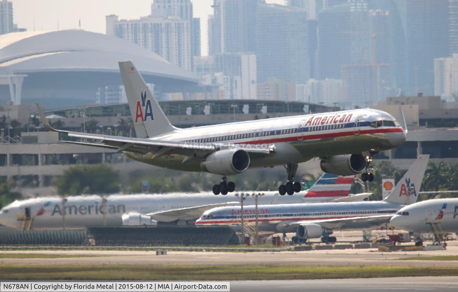 N678AN, 1998 Boeing 757-223 C/N 29428, American