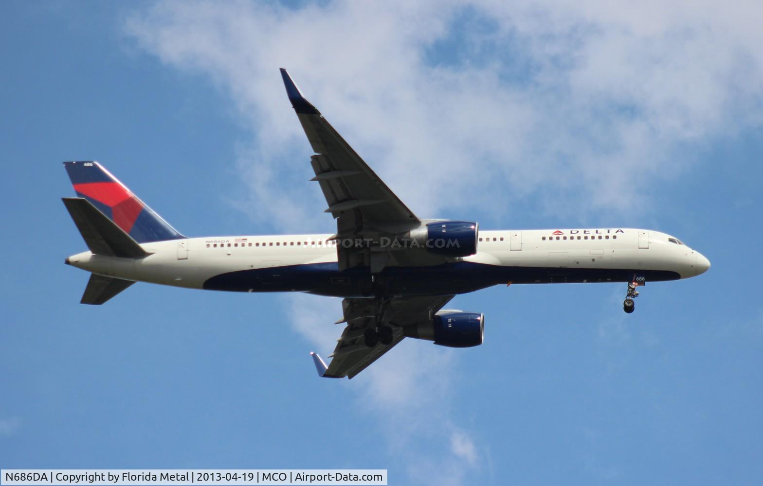 N686DA, 1995 Boeing 757-232 C/N 27589, Delta