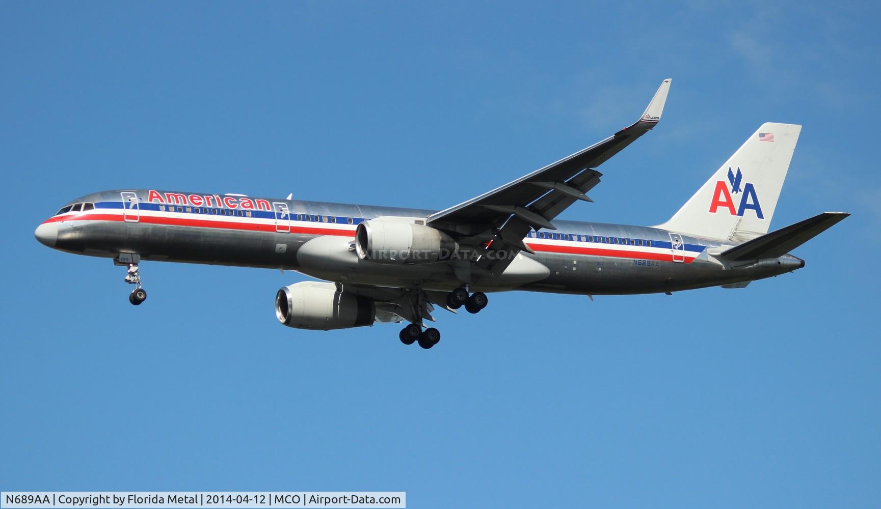 N689AA, 1993 Boeing 757-223 C/N 25731, American