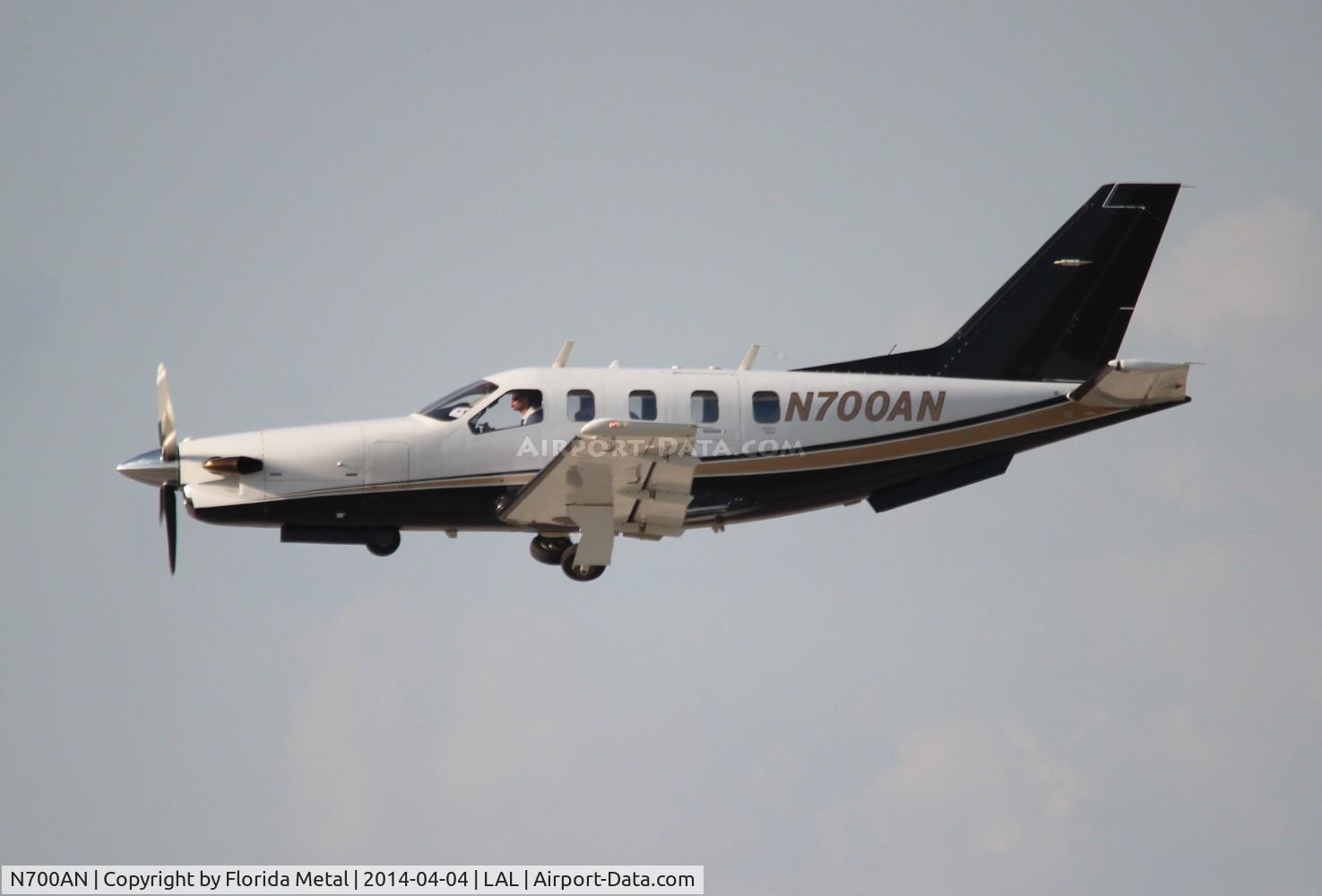 N700AN, 1998 Socata TBM-700 C/N 132, TBM-700