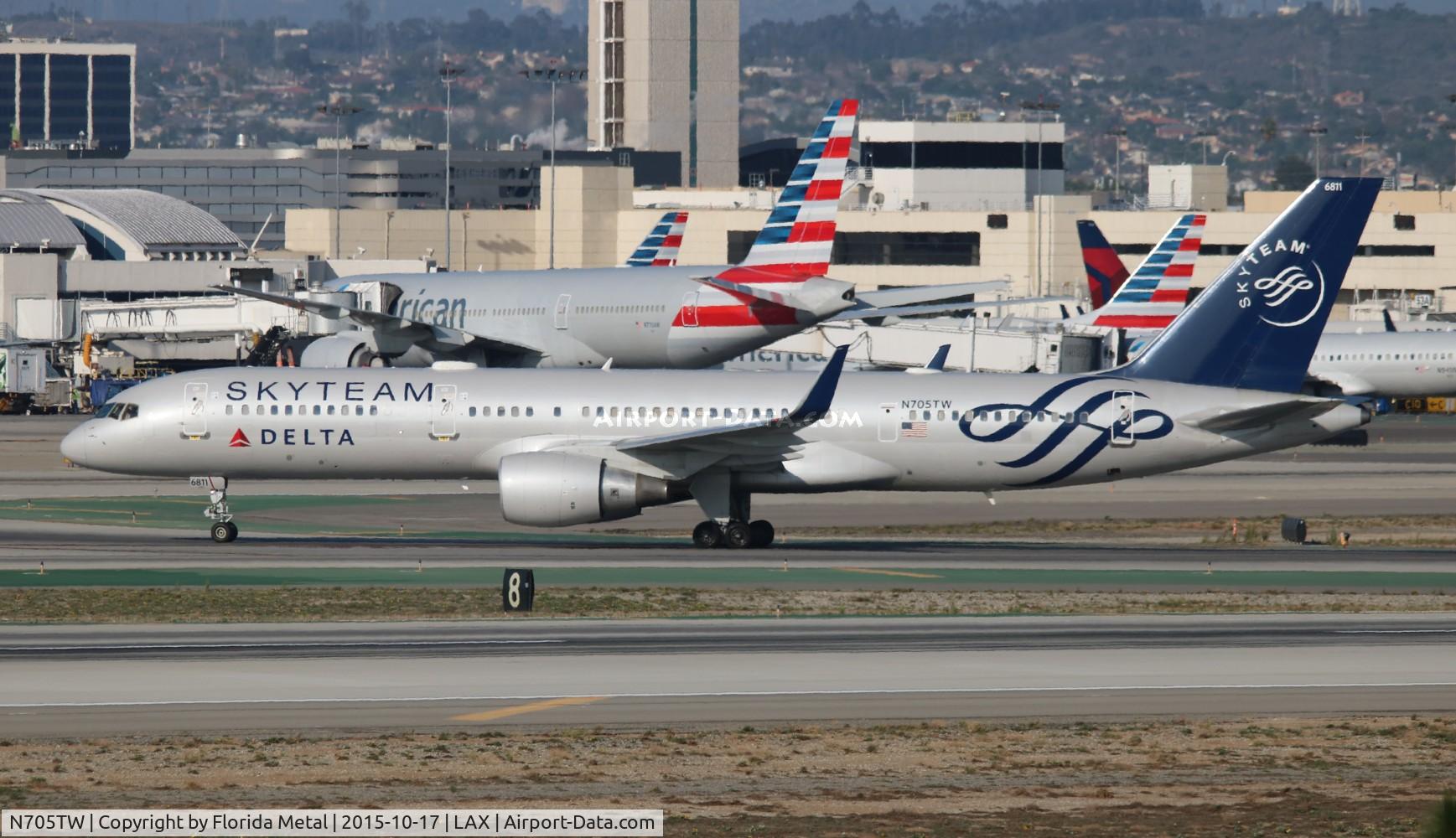N705TW, 1997 Boeing 757-231ER C/N 28479, Delta