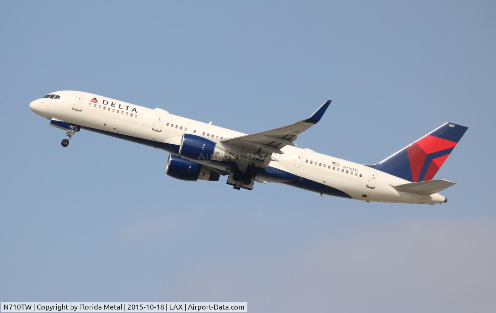N710TW, 1997 Boeing 757-2Q8 C/N 28169, Delta