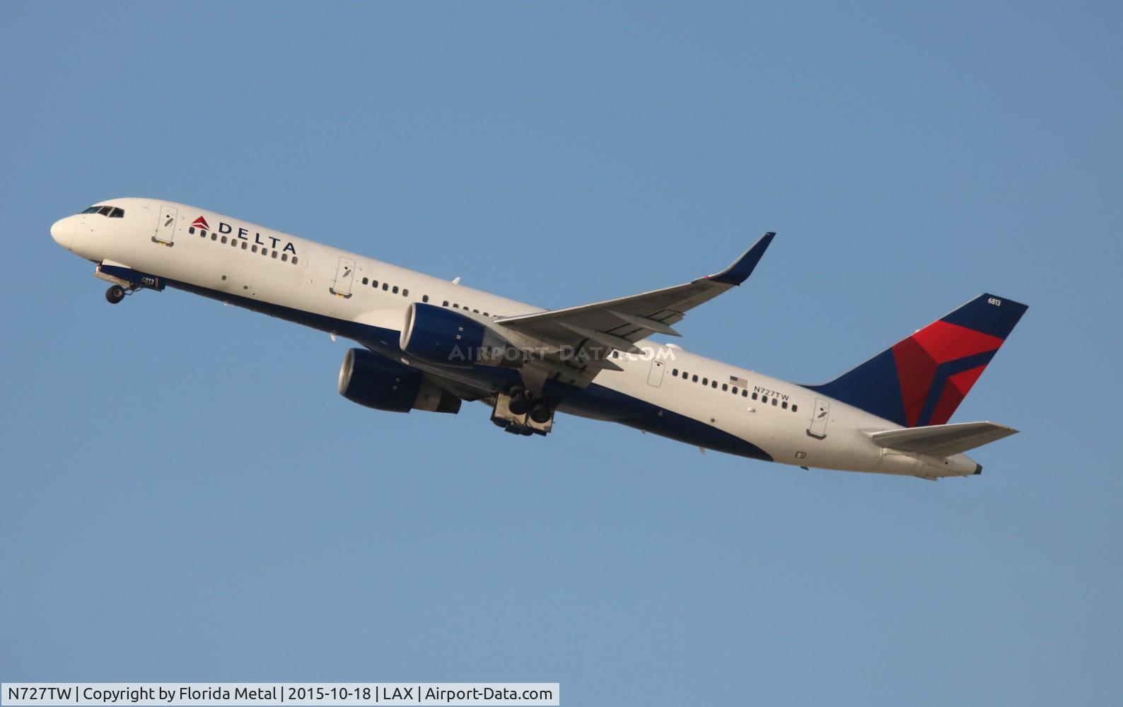 N727TW, 1999 Boeing 757-231 C/N 30340, Delta