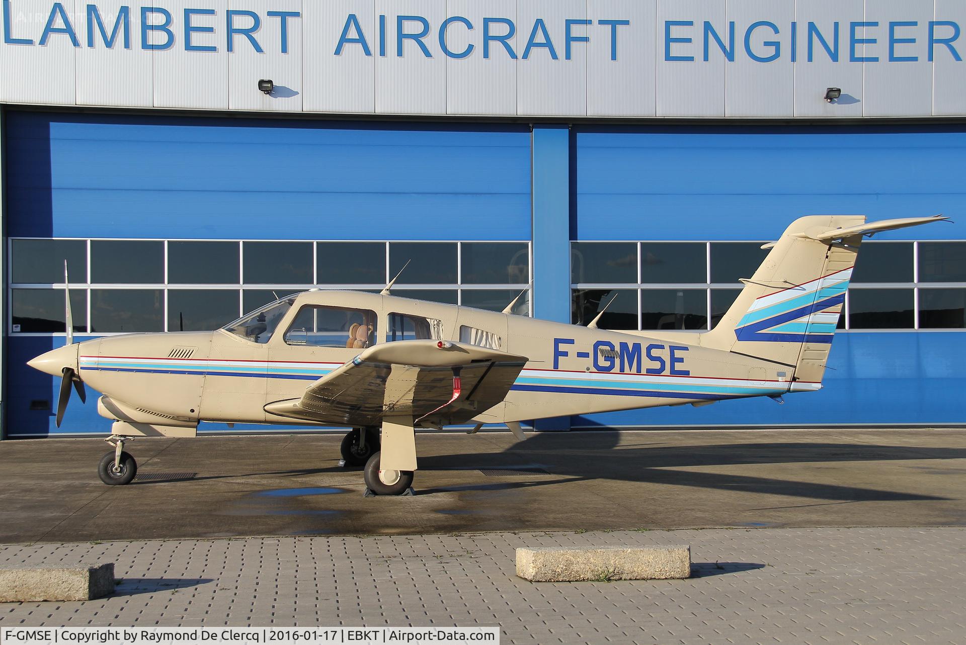 F-GMSE, 1981 Piper PA-28RT-201T Turbo Arrow IV Arrow IV C/N 28R-8131042, Parked at Wevelgem.