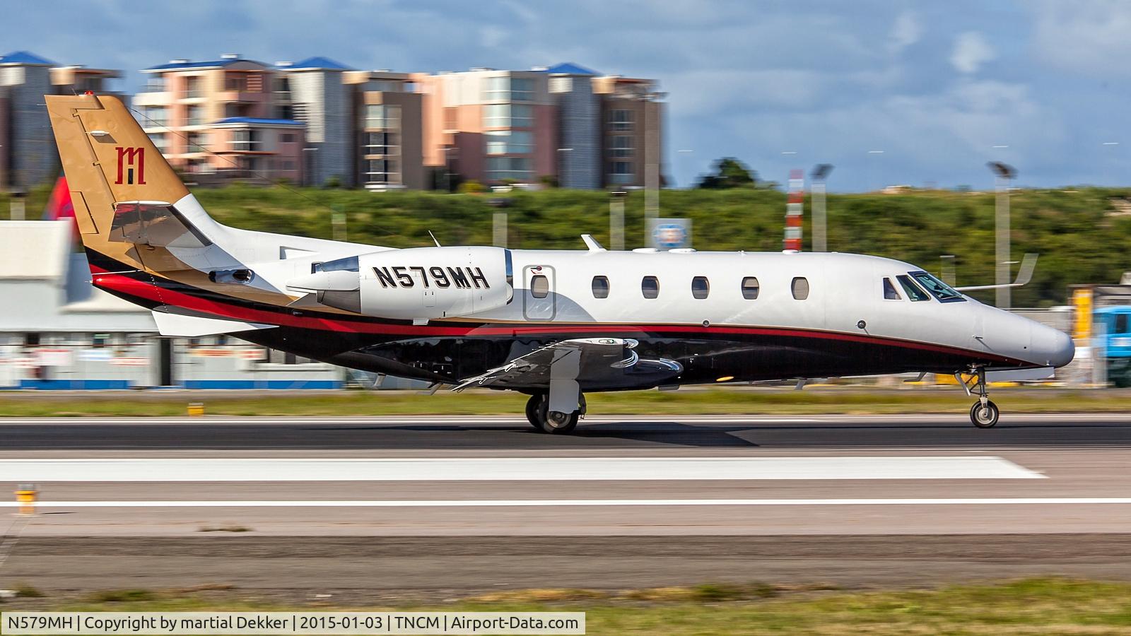 N579MH, Cessna 560XL  Citation Excel C/N 560-5071, Take off SXM