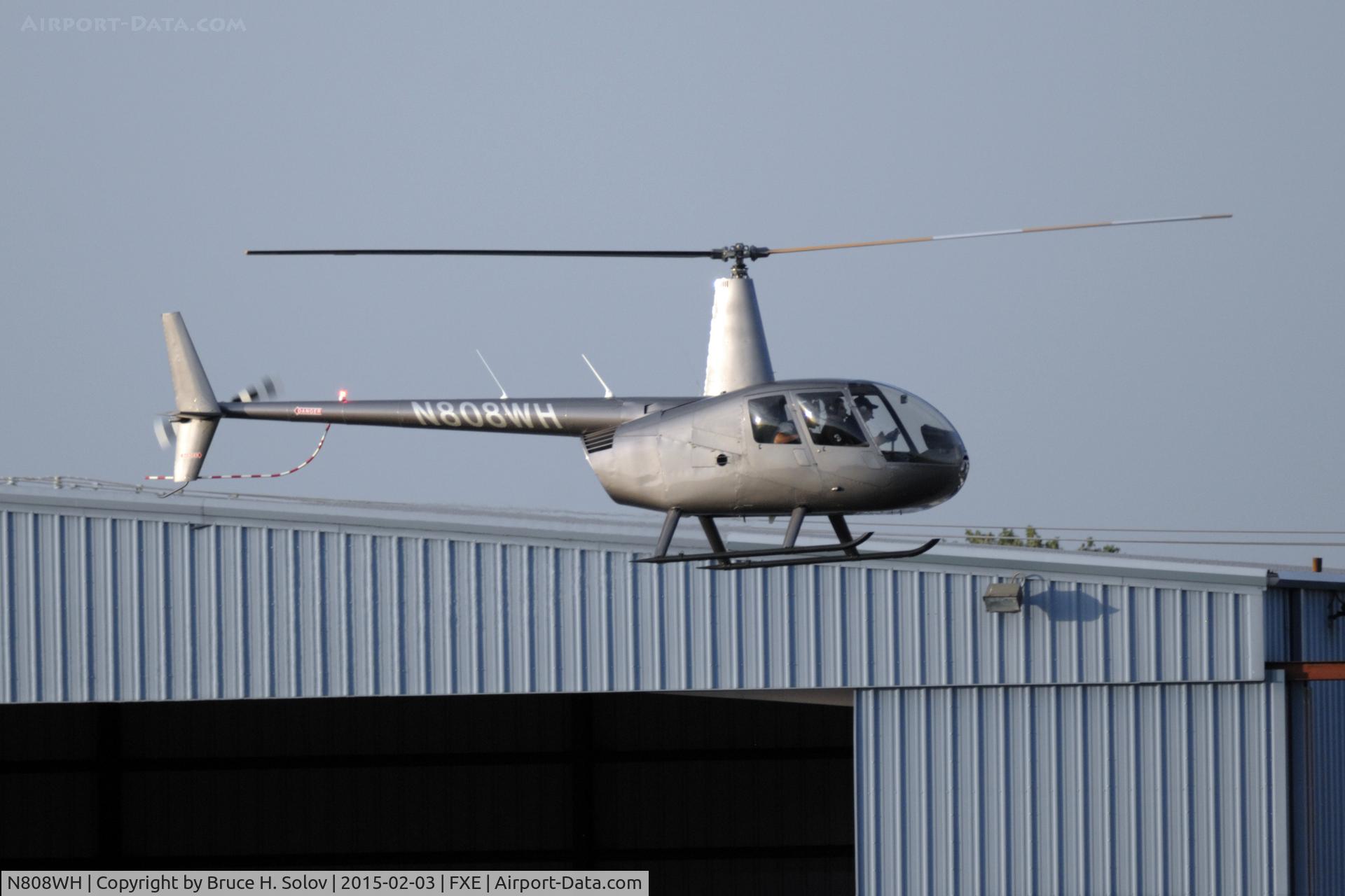 N808WH, 2007 Robinson R44 II C/N 12092, departing FXE