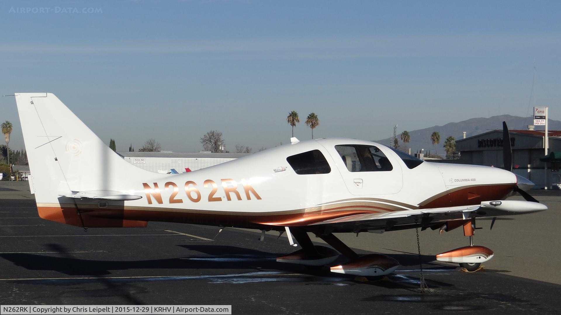 N262RK, 2006 Columbia Aircraft Mfg LC41-550FG C/N 41649, Locally-based 2006 Columbia 400 parked on the visitor's ramp at Reid Hillview Airport, San Jose, CA.