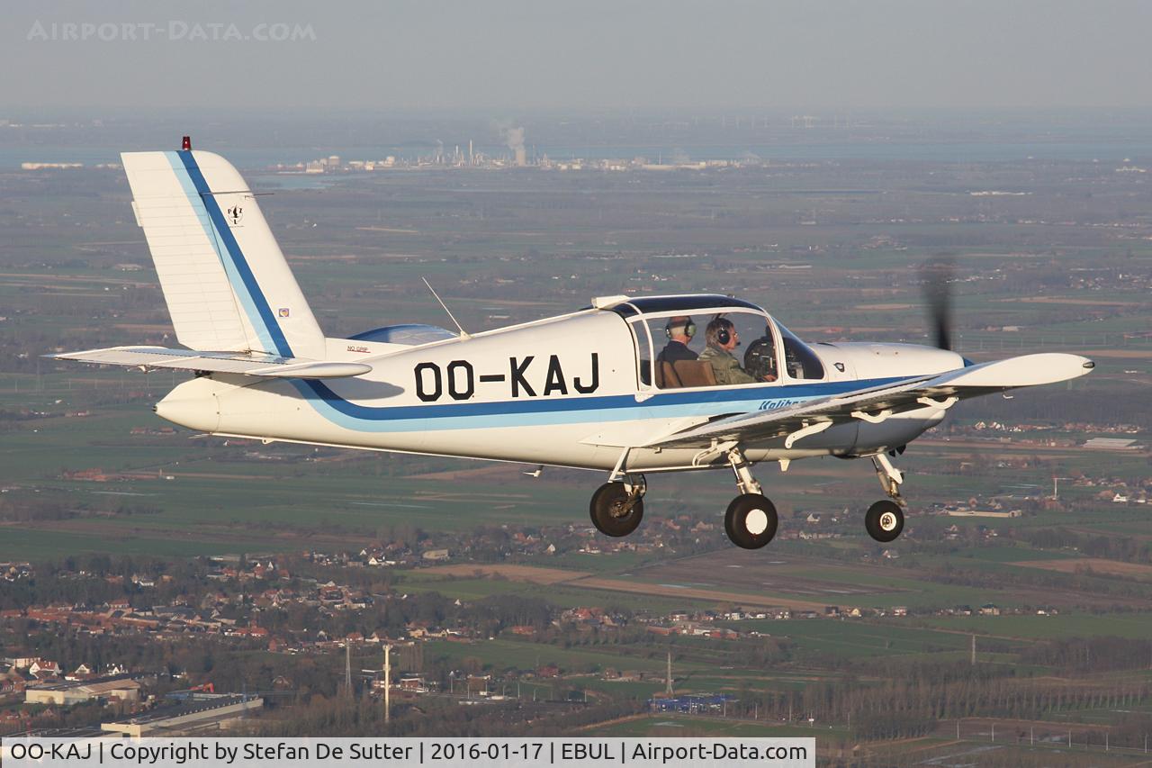 OO-KAJ, 1991 PZL-Okecie PZL-110 Koliber 150 C/N 03900039, In formation with G-NETY