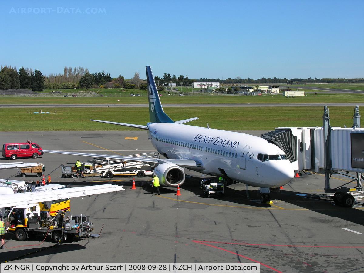 ZK-NGR, 1998 Boeing 737-33A C/N 27460, ZK-NGR Christchurch International Airport NZ 2008