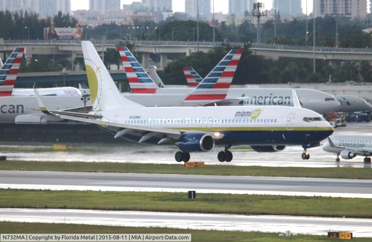 N732MA, 2001 Boeing 737-81Q C/N 30618, Miami Air