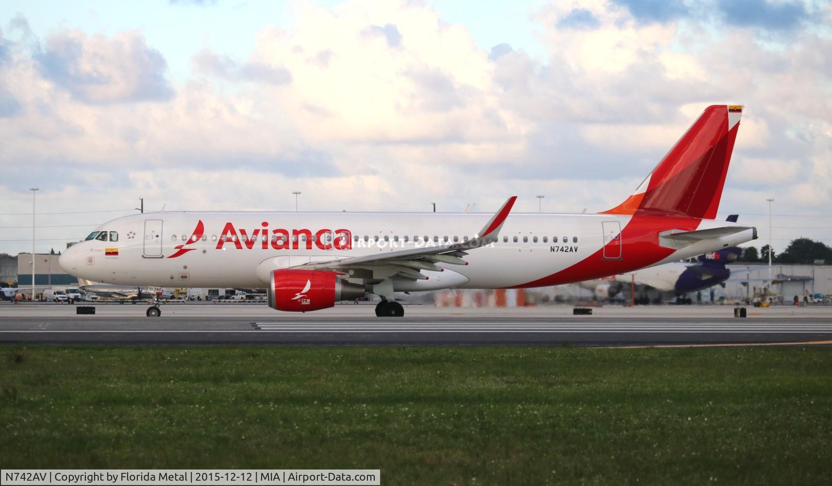 N742AV, 2015 Airbus A320-214 C/N 6692, Avianca