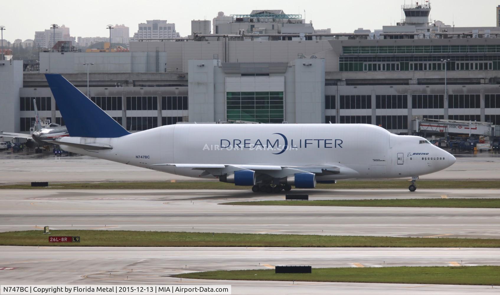 N747BC, 1992 Boeing 747-4J6 C/N 25879, Dreamlifter