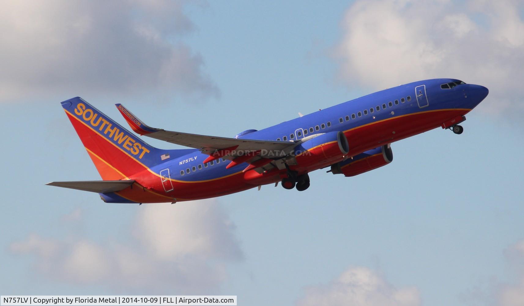N757LV, 1999 Boeing 737-7H4 C/N 29850, Southwest