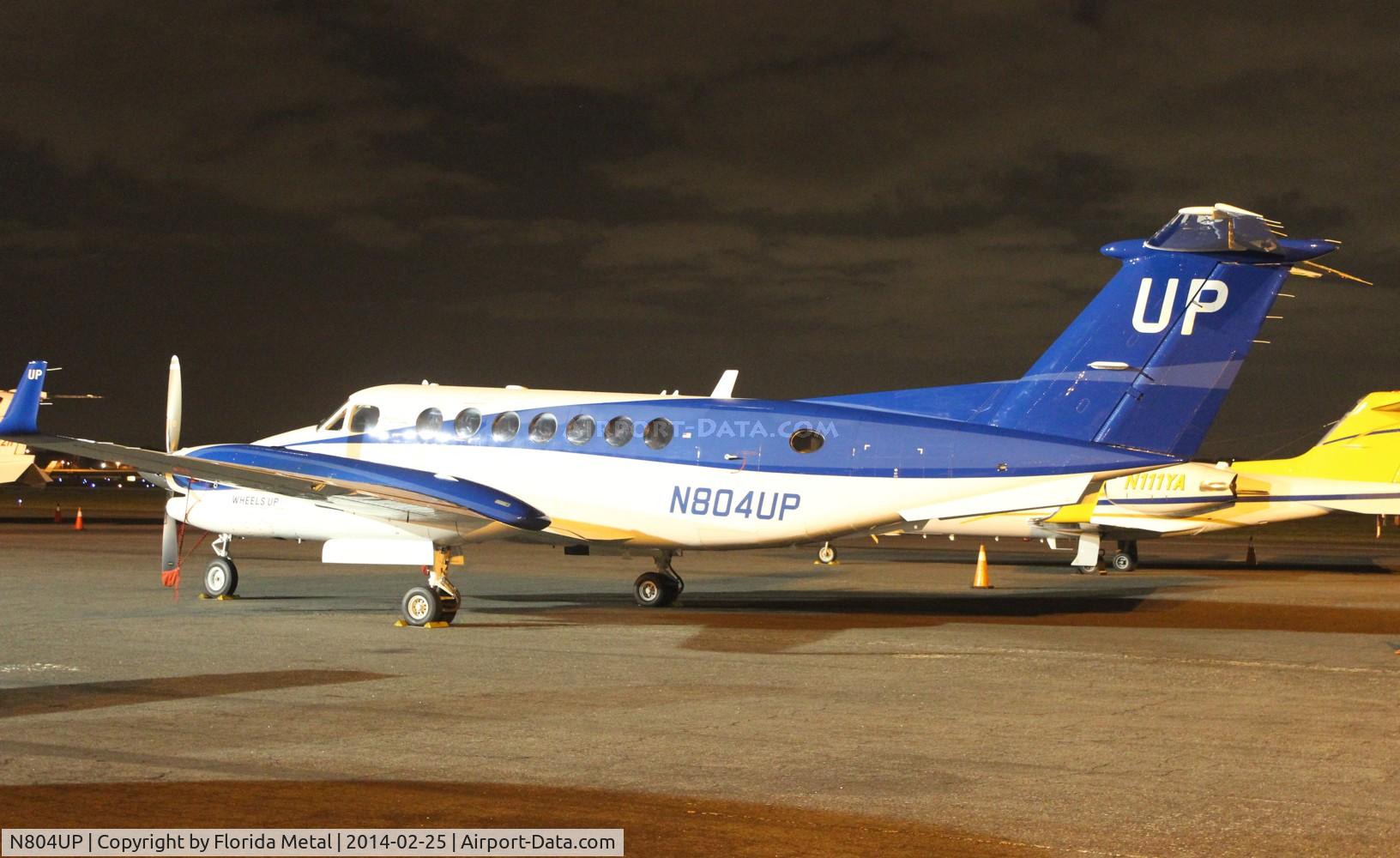 N804UP, 2013 Beechcraft B350i Super King Air C/N FL-886, Wheels Up
