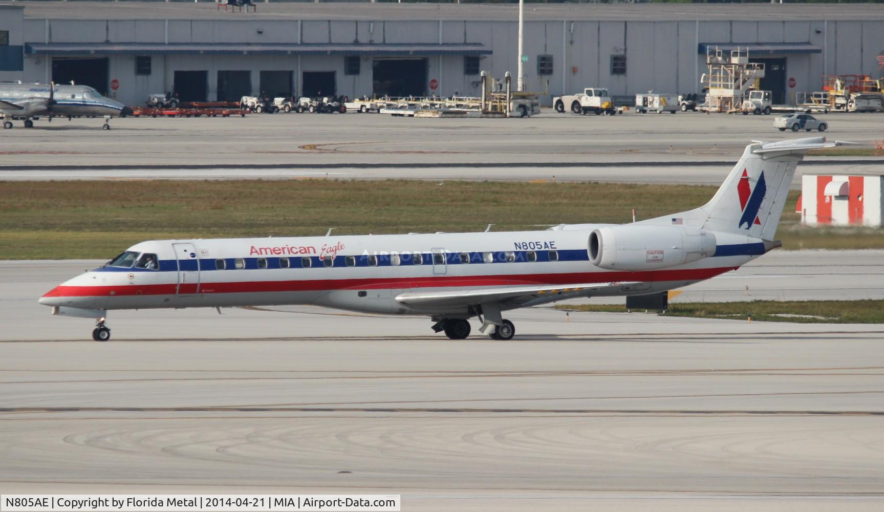 N805AE, 2001 Embraer ERJ-140LR (EMB-135KL) C/N 145489, Eagle E140