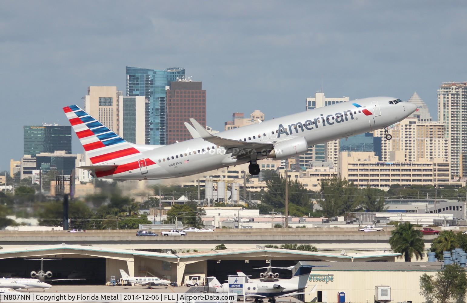 N807NN, 2009 Boeing 737-823 C/N 31077, American