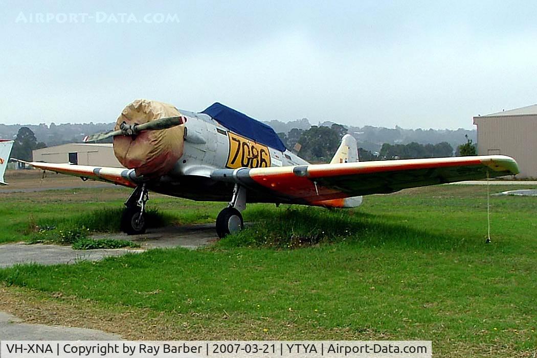 VH-XNA, 1942 North American AT-6C Harvard IIA C/N 88-9754, North American AT-6C Harvard IIa  [88-9754] Tyabb~VH 21/03/2007