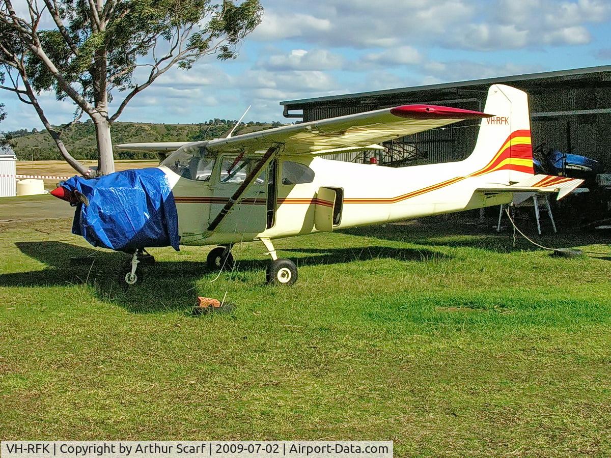 VH-RFK, 1959 Cessna 182B Skylane C/N 52165, VH-RFK Luskintyre NSW 2009