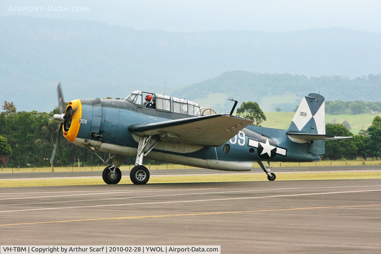 VH-TBM, 1944 Grumman TBM-3E Avenger C/N 4015, VH-TBM Albion Park NSW 2010 - Wings over Illawarra