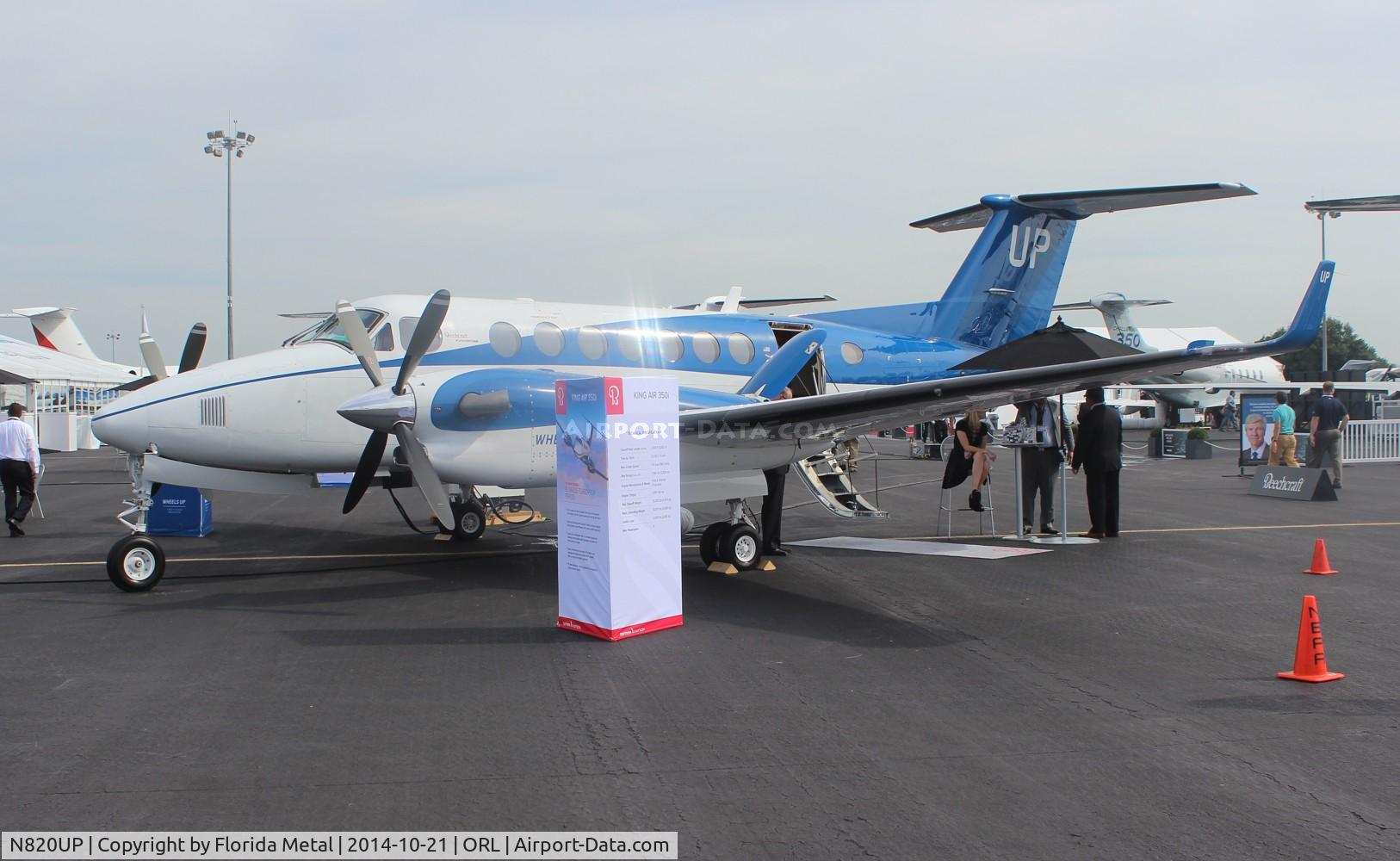 N820UP, 2014 Beechcraft B350i King Air C/N FL-905, Wheels Up