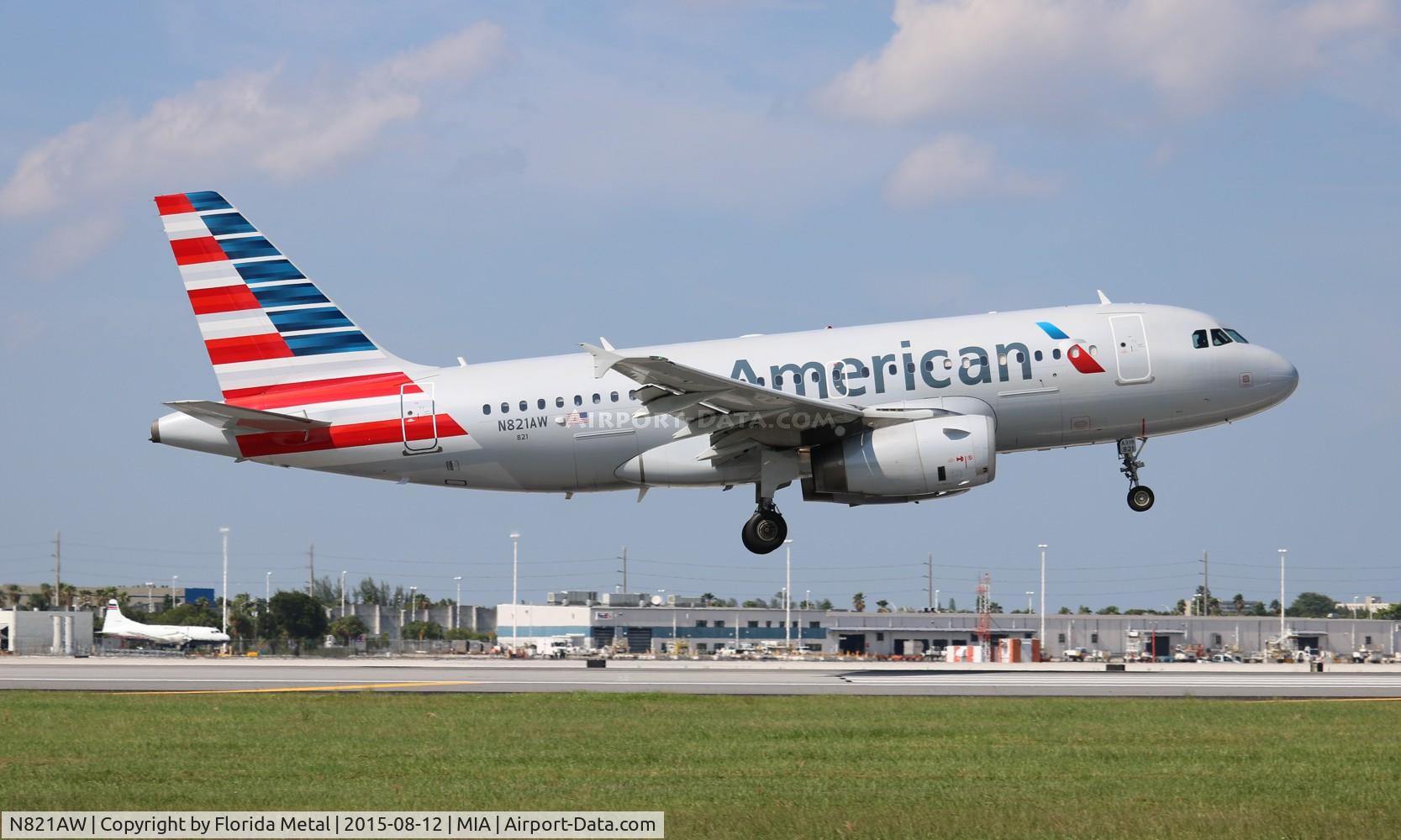 N821AW, 2000 Airbus A319-132 C/N 1406, American