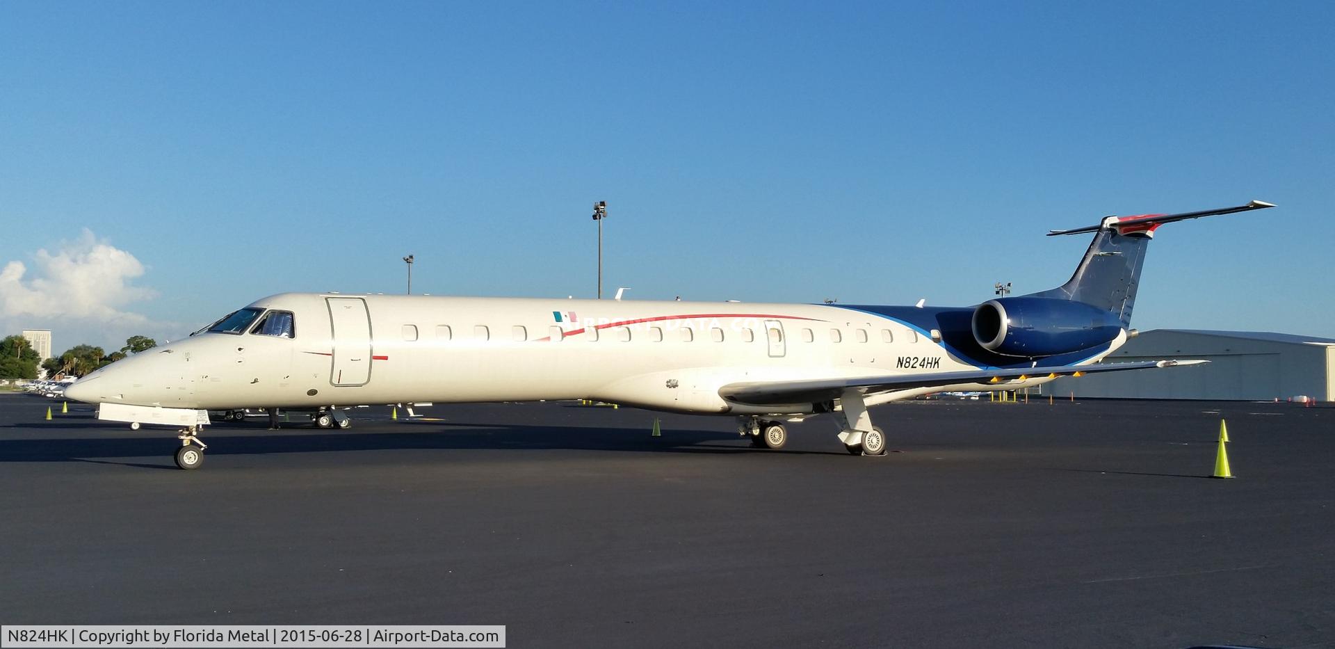 N824HK, 2001 Embraer ERJ-145LR (EMB-145LR) C/N 145498, E145 still in Aeromexico colors