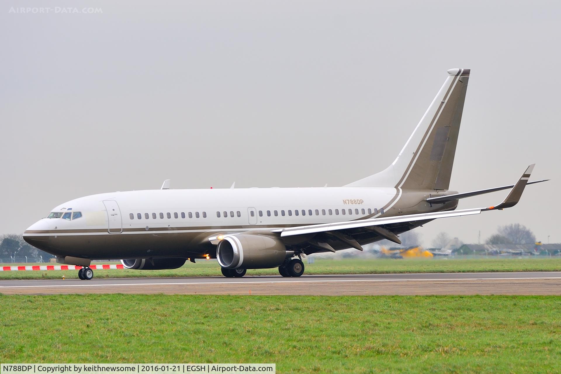 N788DP, 1999 Boeing 737-79U C/N 29441, Nice Visitor.