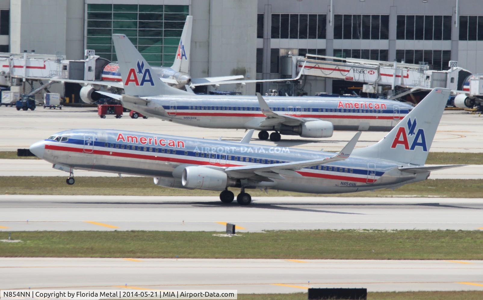 N854NN, 2010 Boeing 737-823 C/N 33214, American
