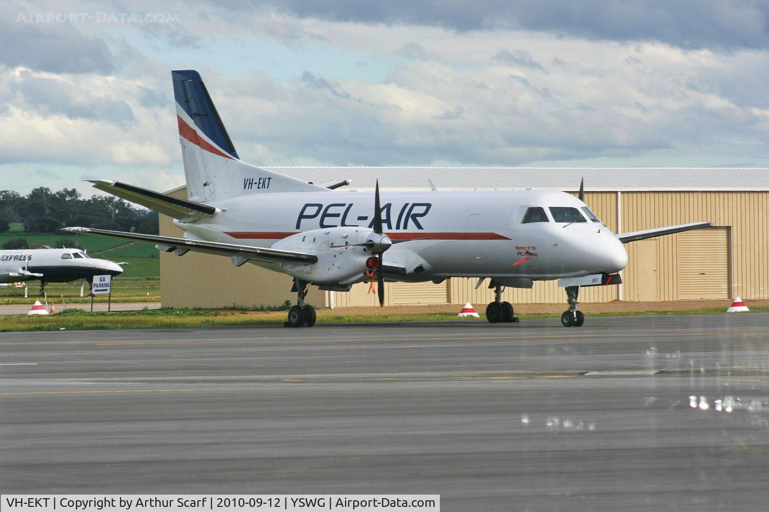 VH-EKT, 1987 Saab 340A C/N 340A-085, VH-EKT Wagga Wagga NSW 2010