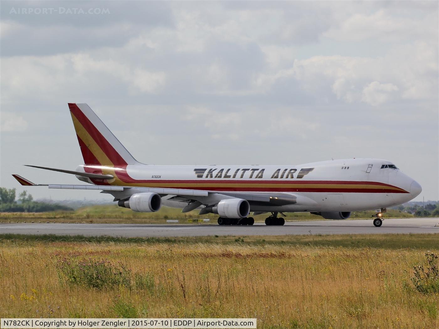 N782CK, 2009 Boeing 747-4HQF C/N 37304, Departure on rwy 26L...
