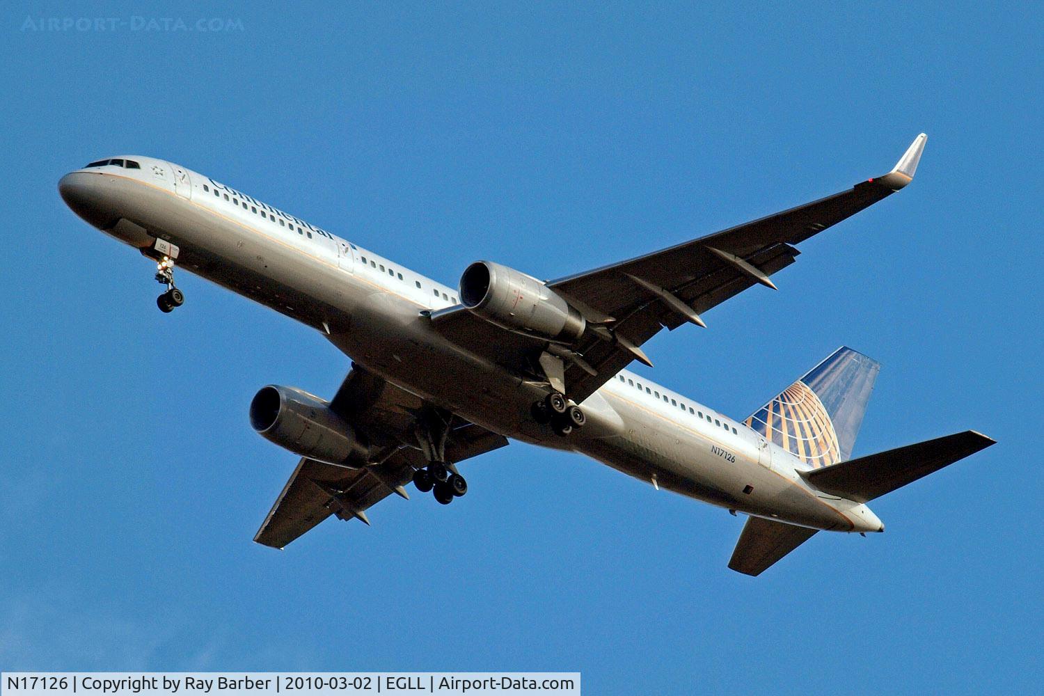 N17126, 1998 Boeing 757-224 C/N 27566, Boeing 757-224 [27566] (Continental Airlines) Home~G 02/03/2010. On approach 27R.