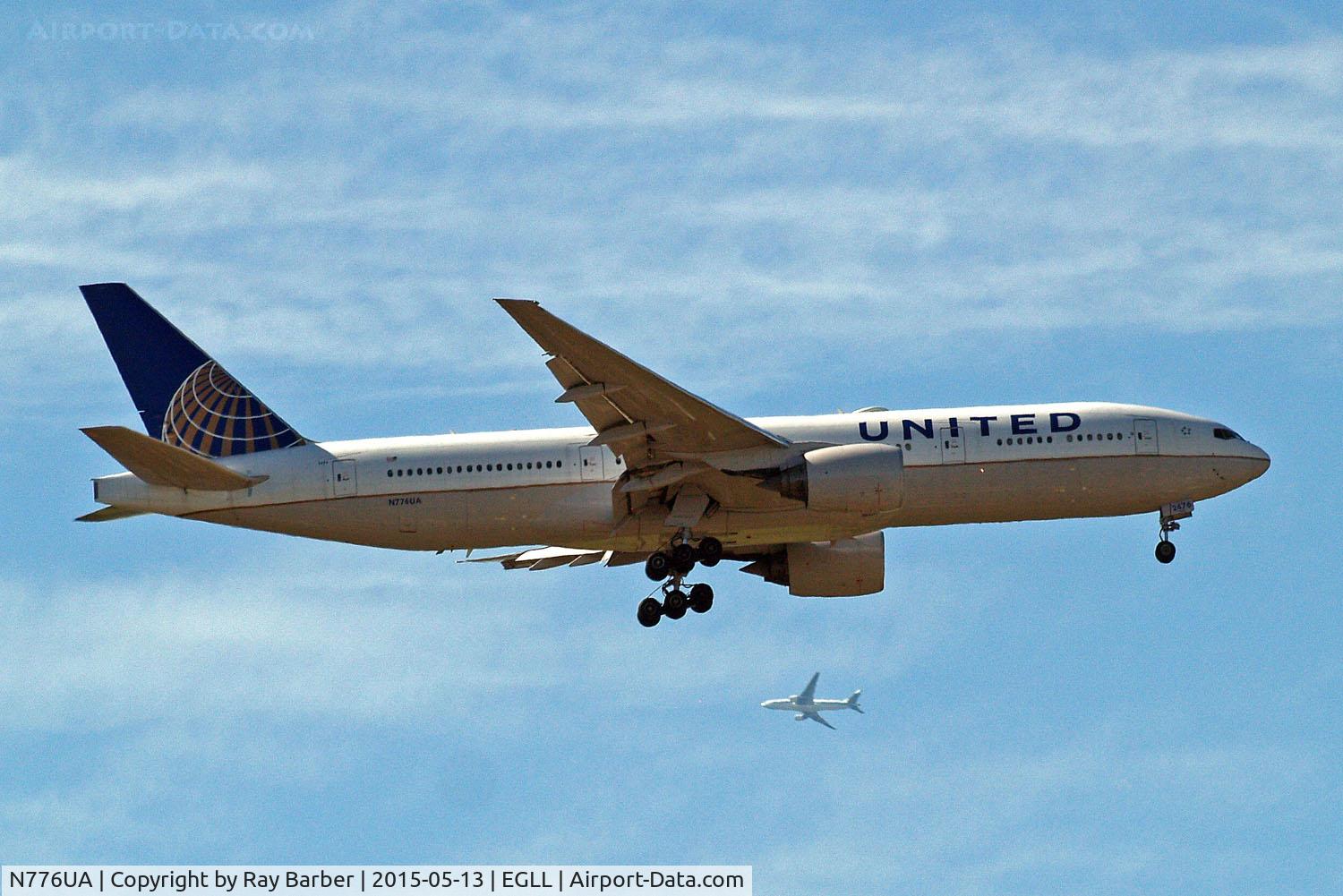 N776UA, 1996 Boeing 777-222 C/N 26937, Boeing 777-222 [26937] (United Airlines) Home~G 13/05/2015. On approach 27L.