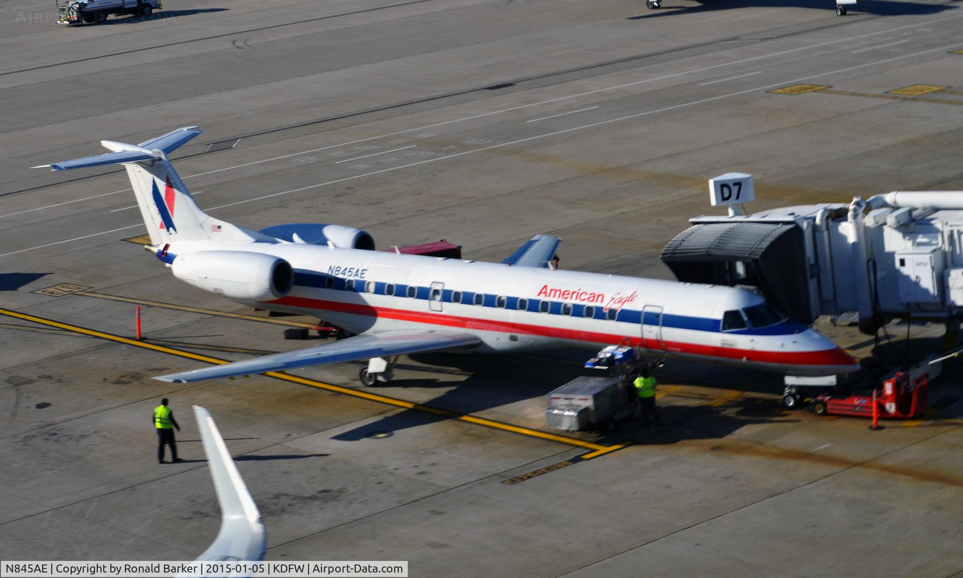 N845AE, 2003 Embraer ERJ-140LR (EMB-135KL) C/N 145685, Gate D7 DFW