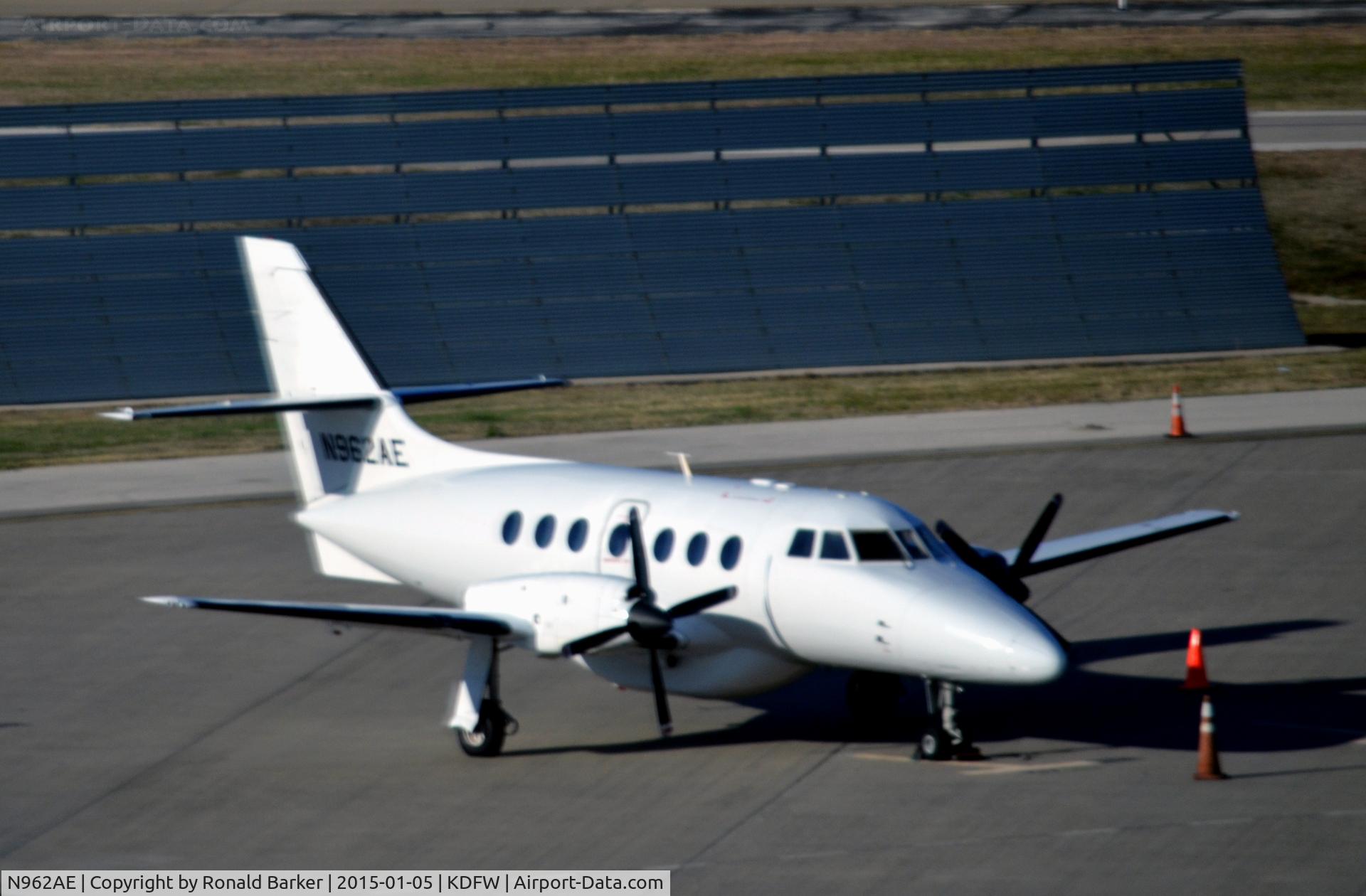 N962AE, 1992 British Aerospace BAe-3201 Jetstream C/N 962, On the ramp DFW