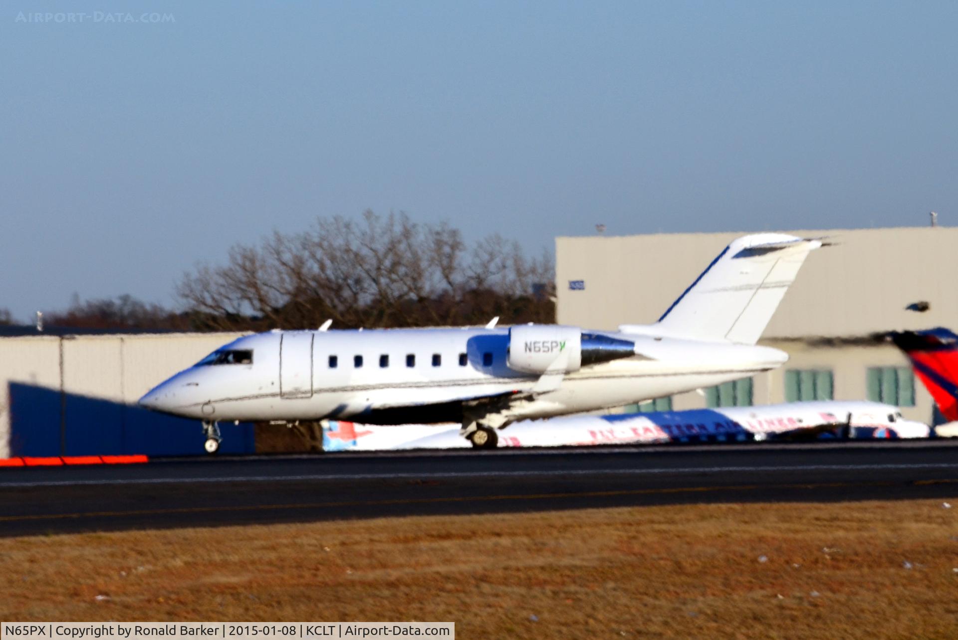 N65PX, 2009 Bombardier Challenger 604 (CL-600-2B16) C/N 5804, Taxi CLT